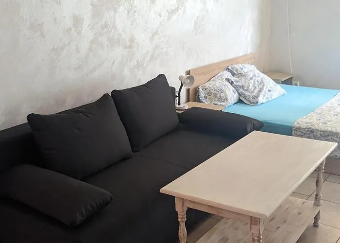 Къща за гости Chalakov 4*