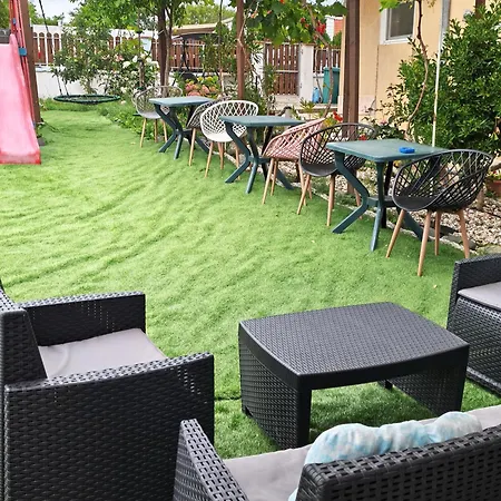 Pensión Chalakov 4*