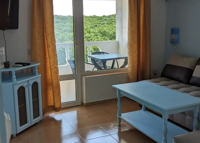 Chalakov Синеморец