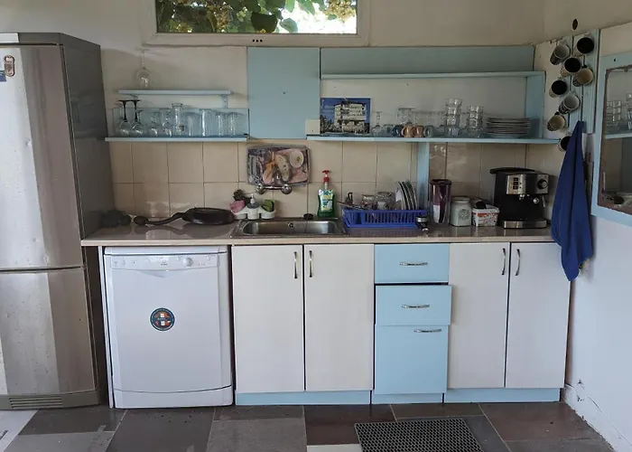 Chalakov Къща за гости 4*